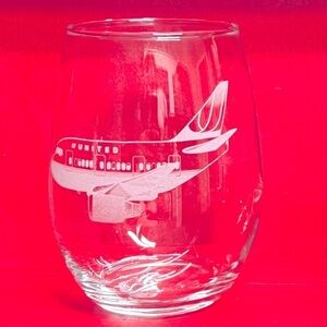 Stemless United Legacy Etched Wine Glass.